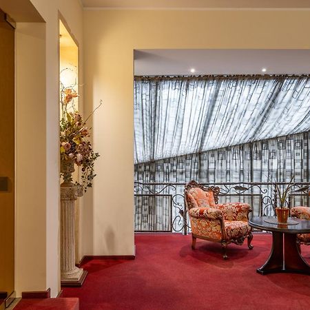 Hotel Sfinksas Κάουνας Εξωτερικό φωτογραφία